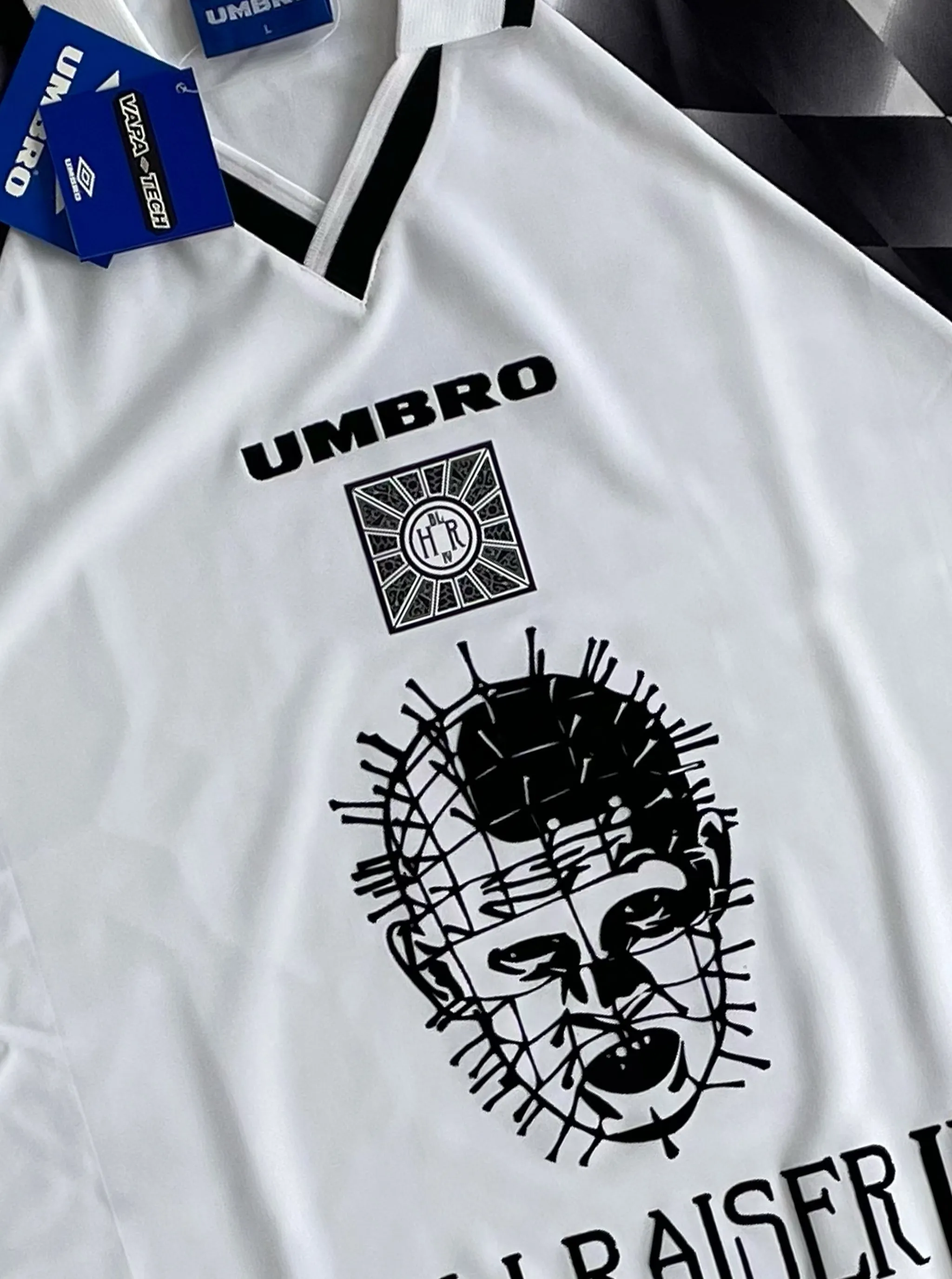 1996 CULT KITS X HELLRAISER BLOODLINE JAPANESE MOVIE MASHUP (XL) UMBRO