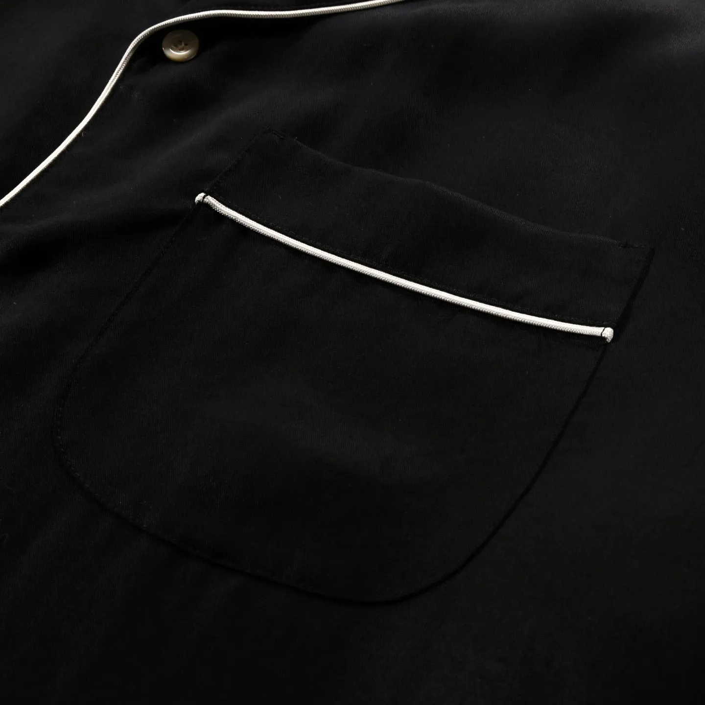 A KIND OF GUISE CESARE SHIRT MELTED BLACK