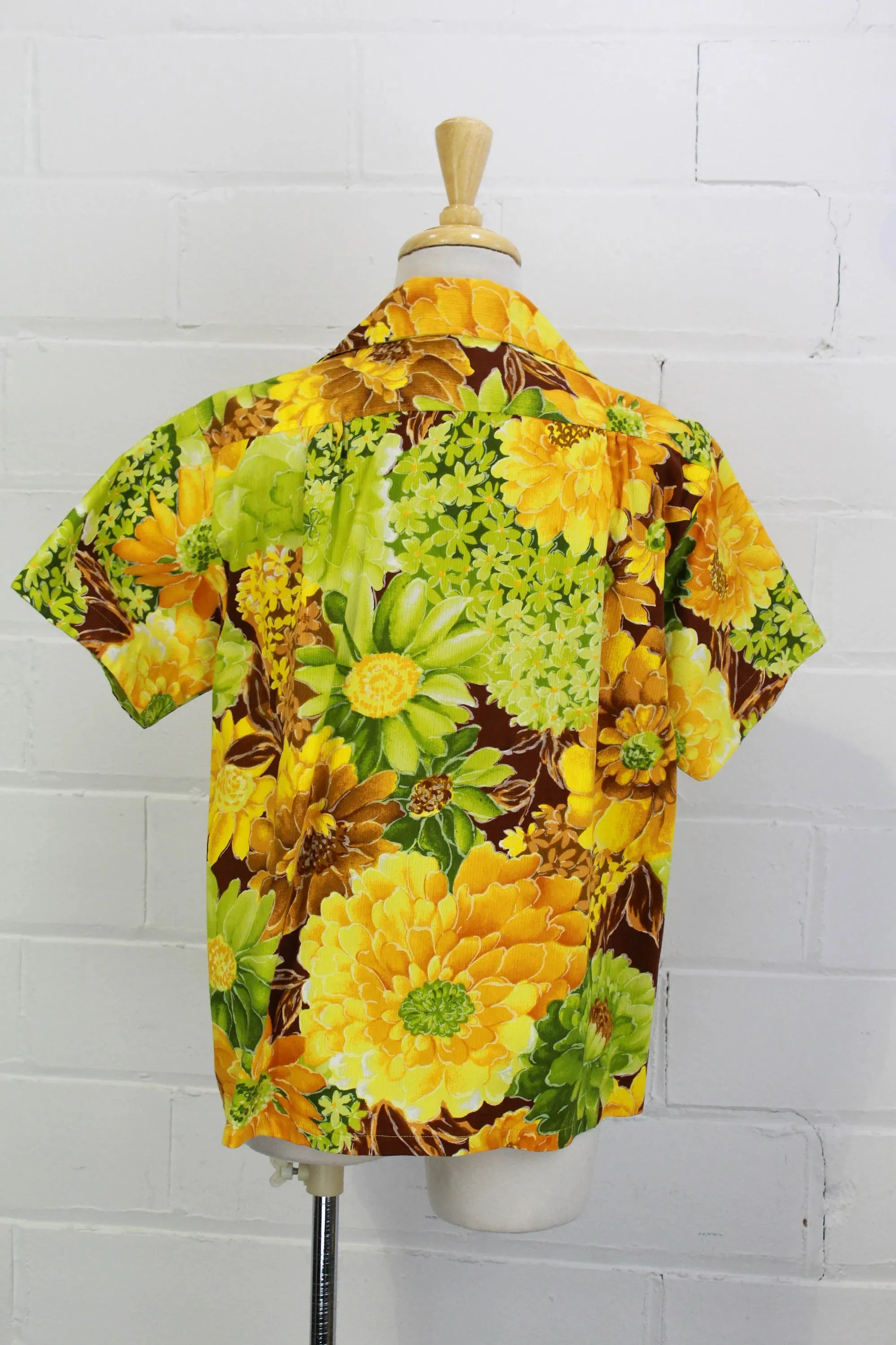 Vintage 1980s Tropical Floral Print Yellow Green Button Up Shirt, Large